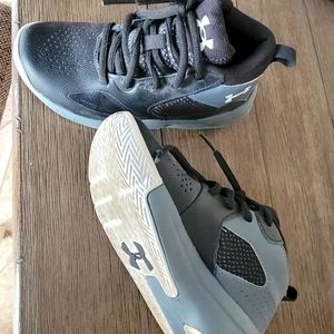 Boys Under Armor Shoes